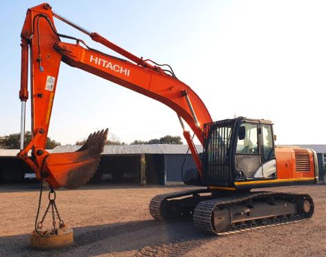 2013 Hitachi ZX 200-5