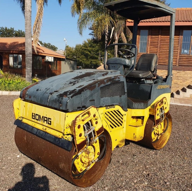 2004 Bomag BW120 AD-4